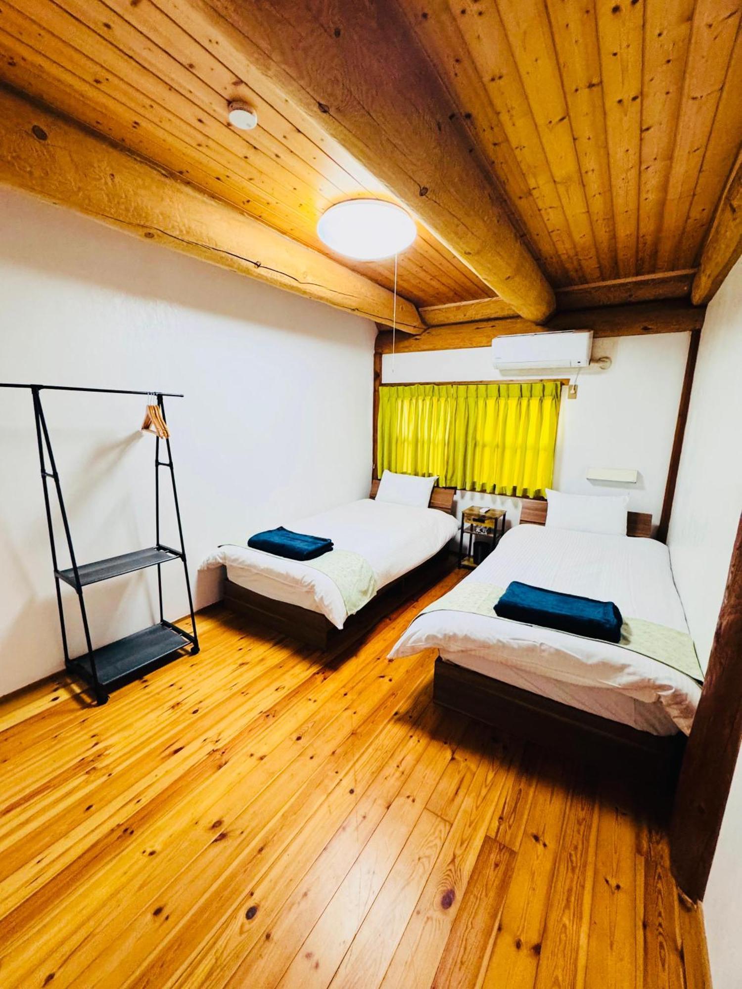 Yufuin Log House No Yado Tom Sawyer Hotel ภายนอก รูปภาพ